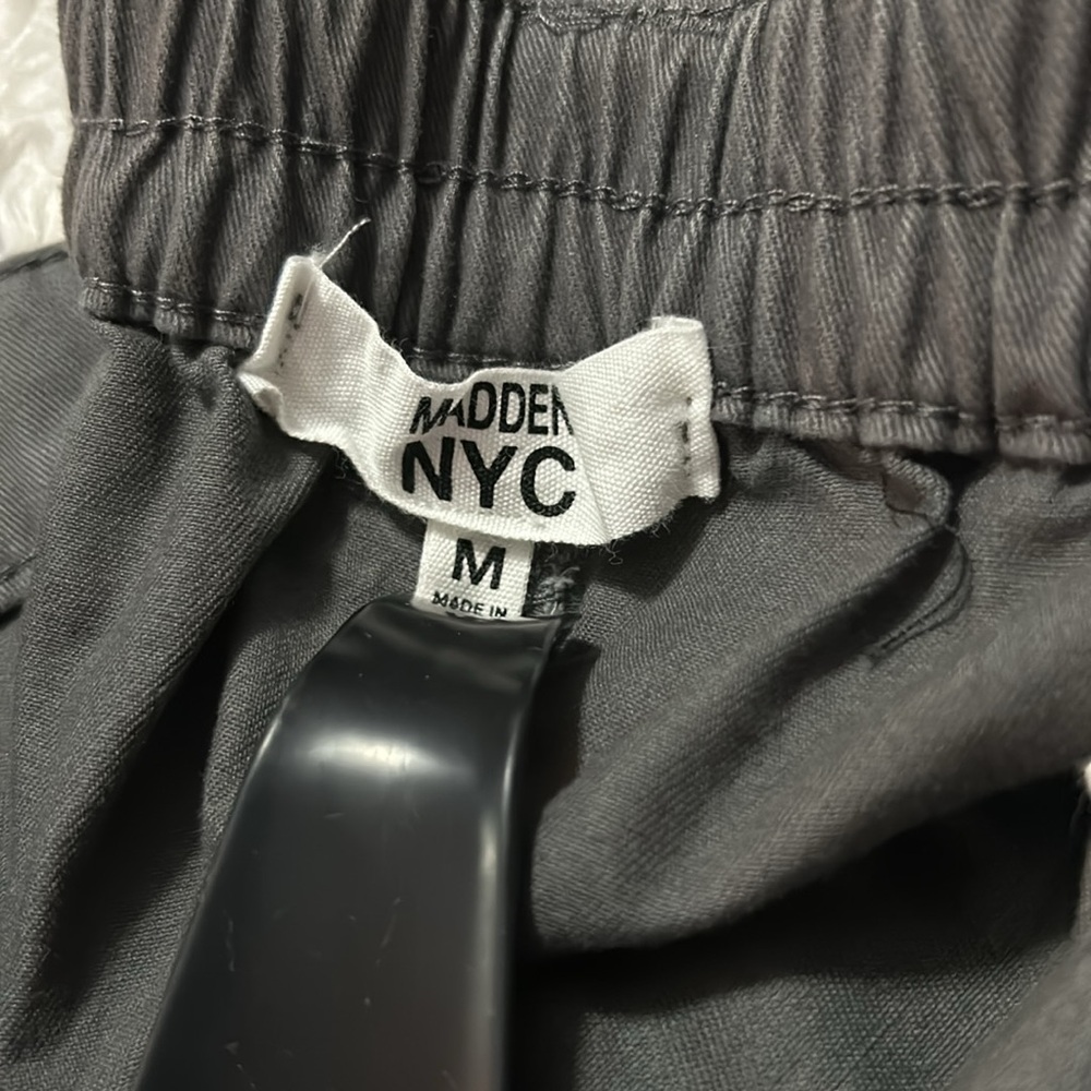 Madden NYC Women's Loose Fit Cargo Pants - Castle Rock Gray - Picture 5 of 6